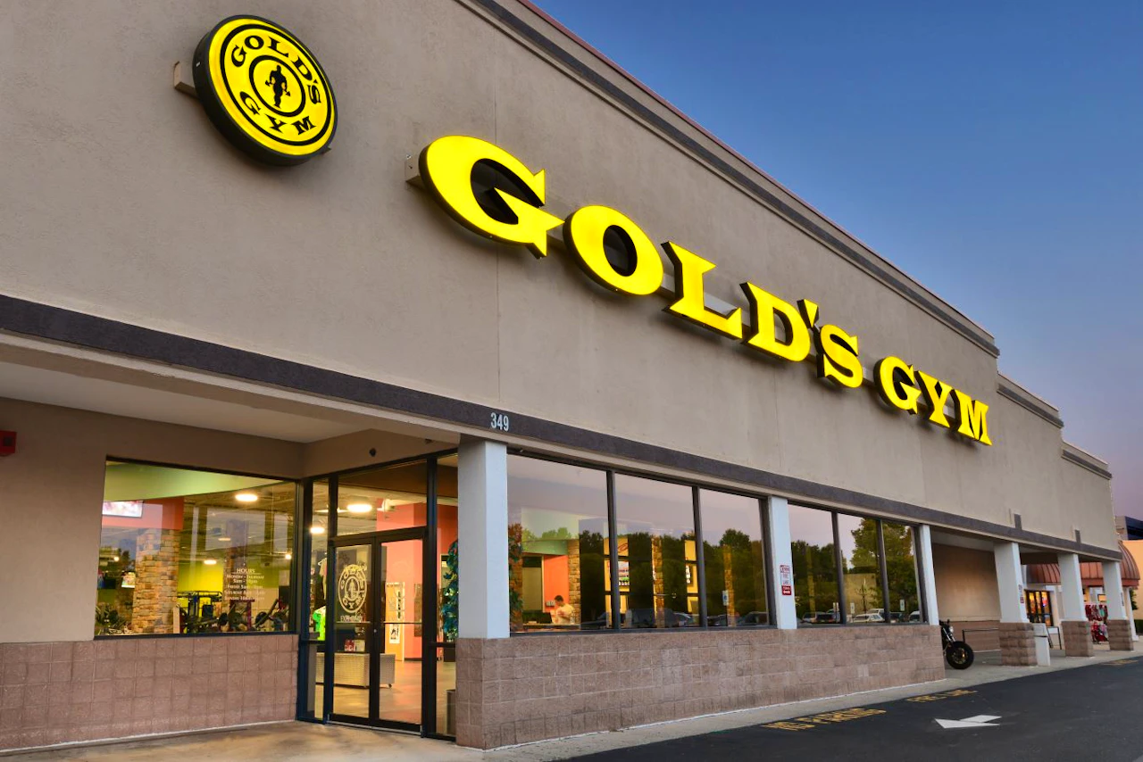 Gold's Gym Richmond - 8904 West Broad Street Richmond VA 23294 - Gym.com