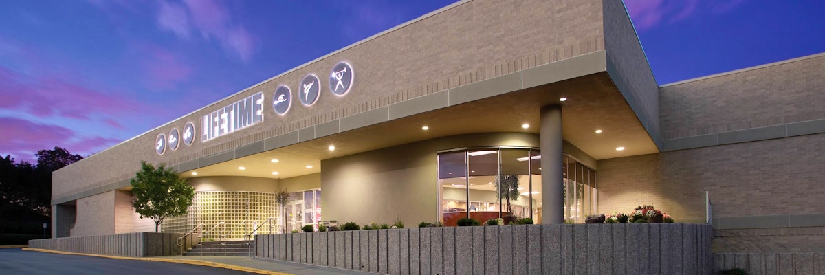Life Time Crosstown (Eden Prairie) 6233 Baker Rd Eden Prairie MN